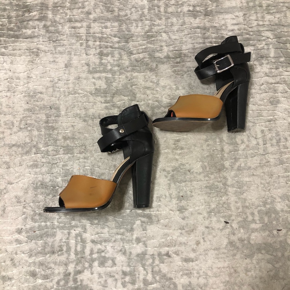 Bcbgeneration heel